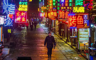中航門(mén)楣彩：助力夜市地攤屏！